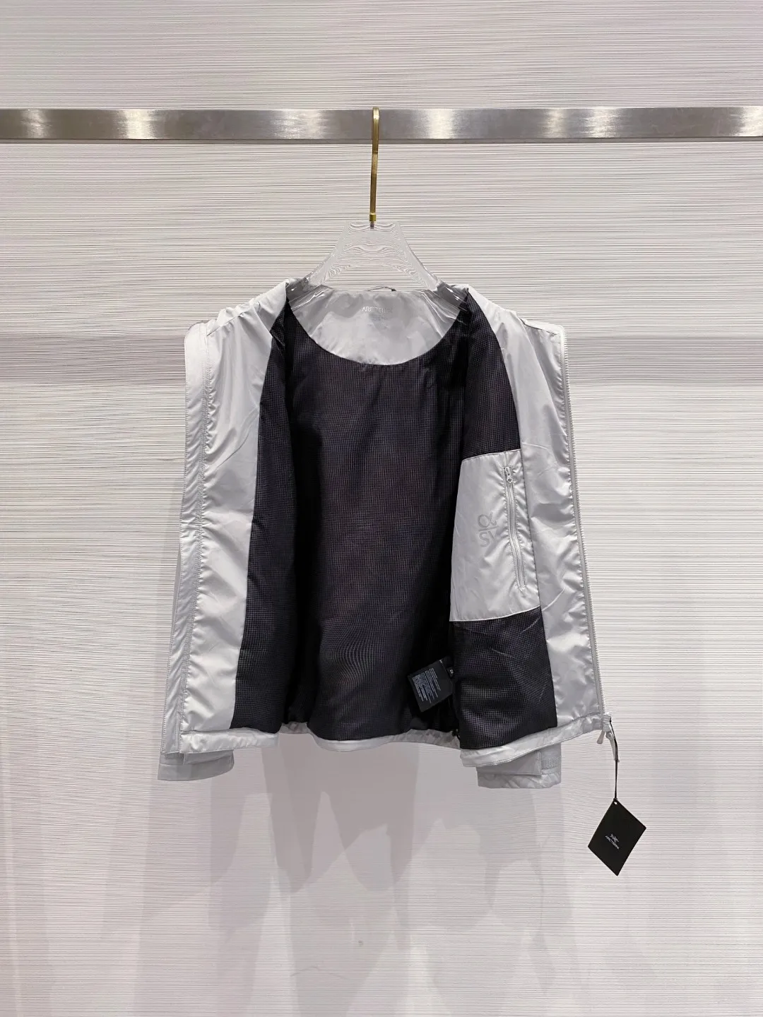 Same Style， ， 2026 New Arrival ，Original Premium Breathable ， ， ， Quality。 ， Sizes：M～3XL，